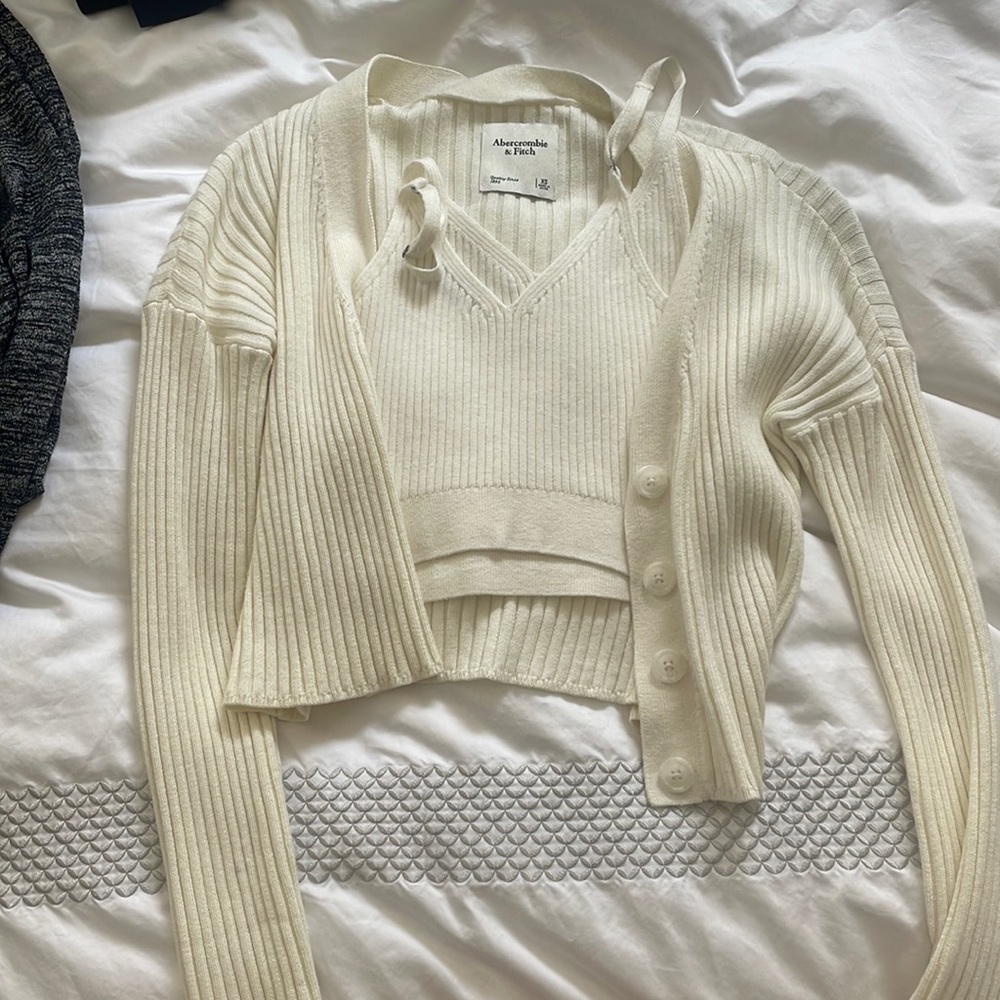 Abercrombie and Fitch Set